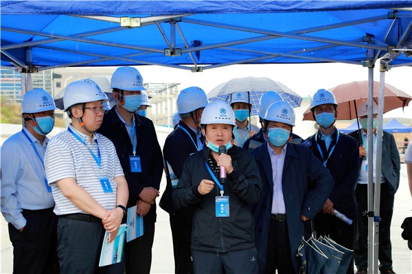 壹定发集团复工复产促增添项目观摩聚会与会职员走进大秦国源三秦环保秦邦园区在榆项目