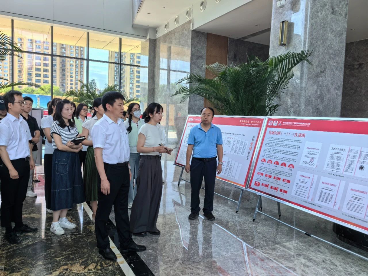 壹定发集团组织旅行“档案宣传进企业”展览